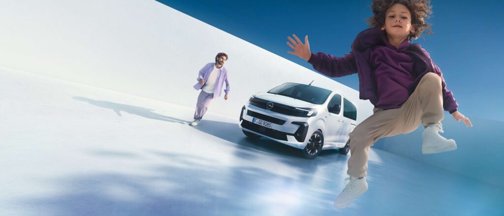 Купити комерційний автомобіль Новий Opel Zafira в Черкасах