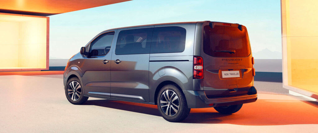 Новий Peugeot Traveller в Черкасах